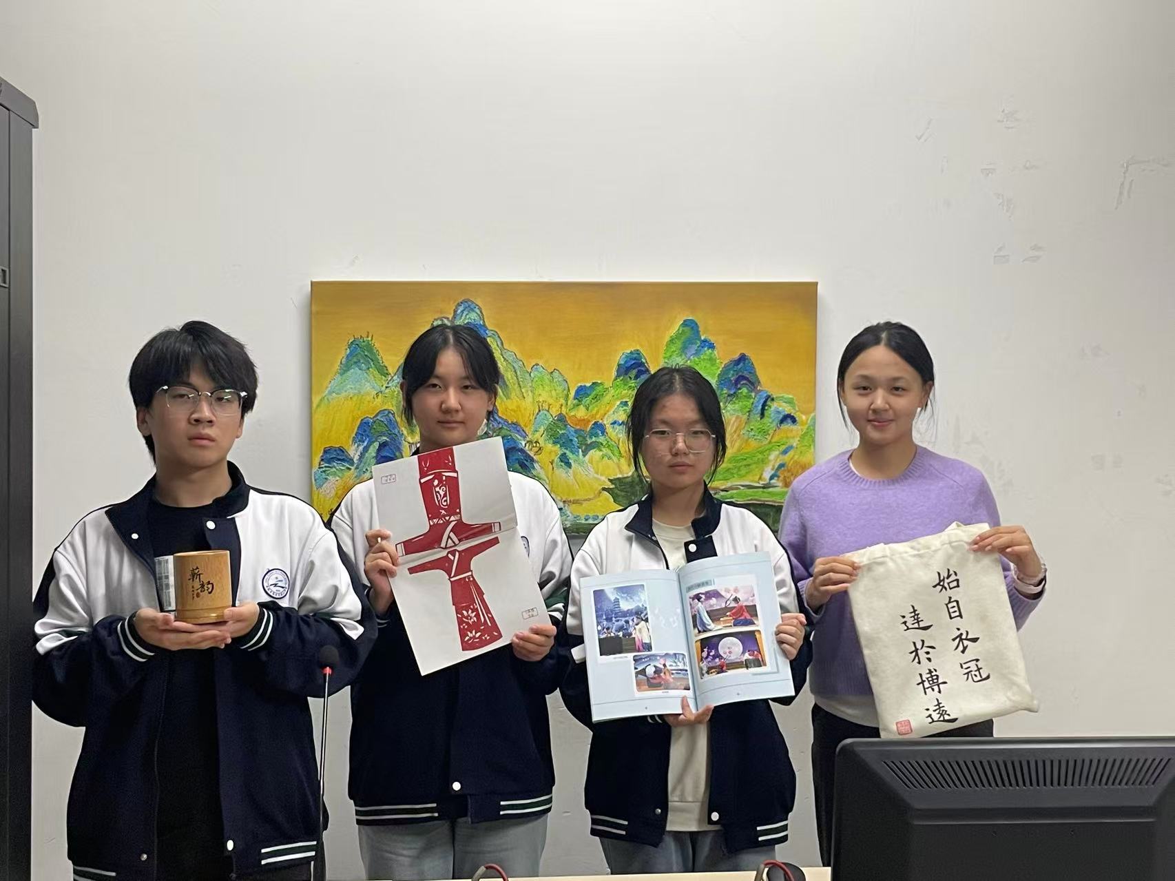 1760365306088.jpg 微信图片_20251013082905_216_7.jpg